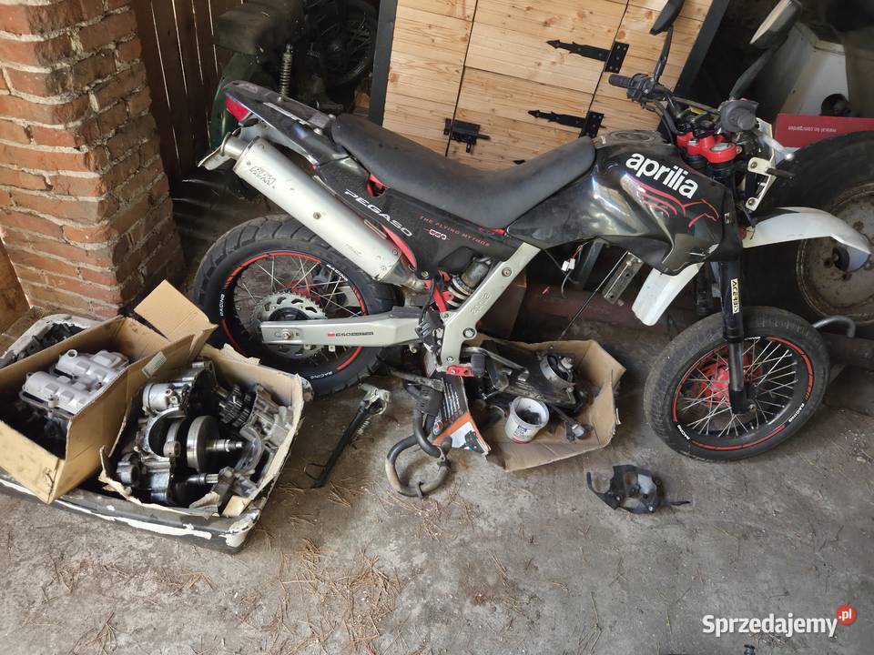 Aprilla 650 supermoto Parzniewiczki