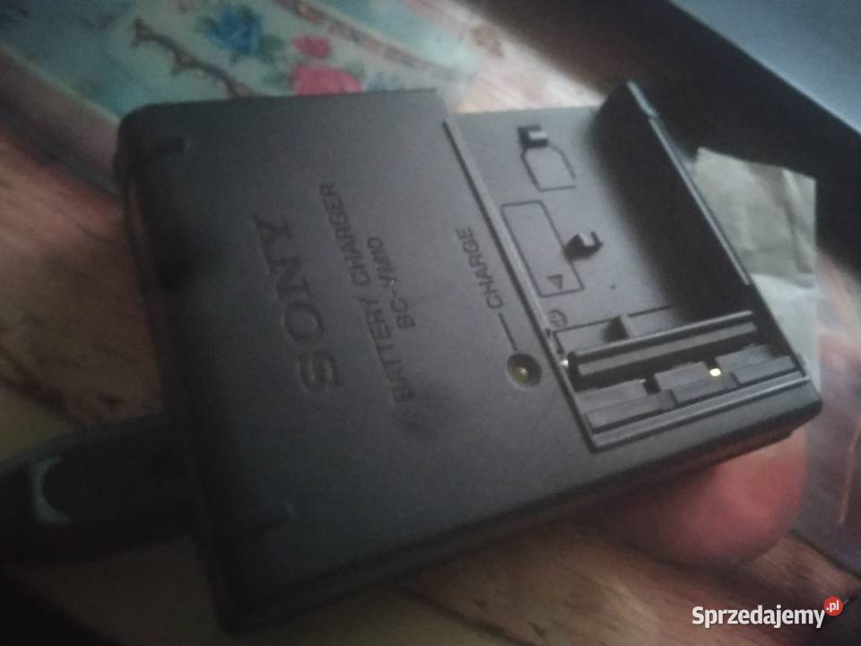 ladowarka sony BCVM10 wielkopolskie Swarzędz