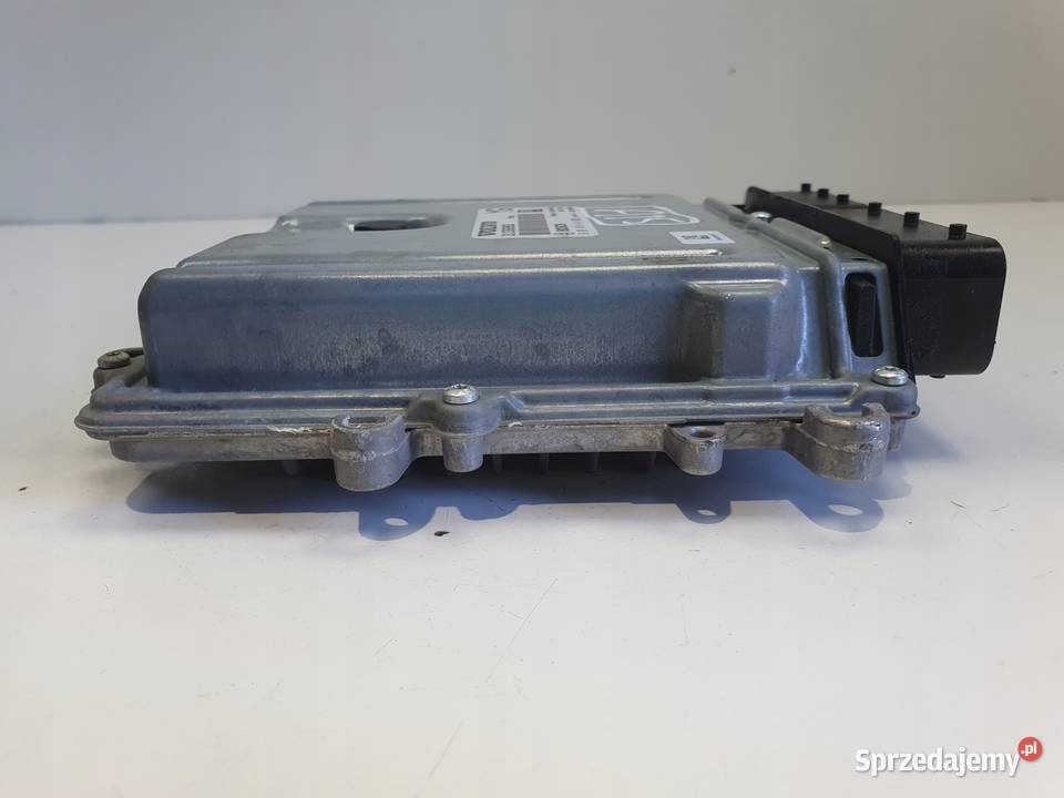 Volvo V40 II 20 D3 STEROWNIK SILNIKA komputer