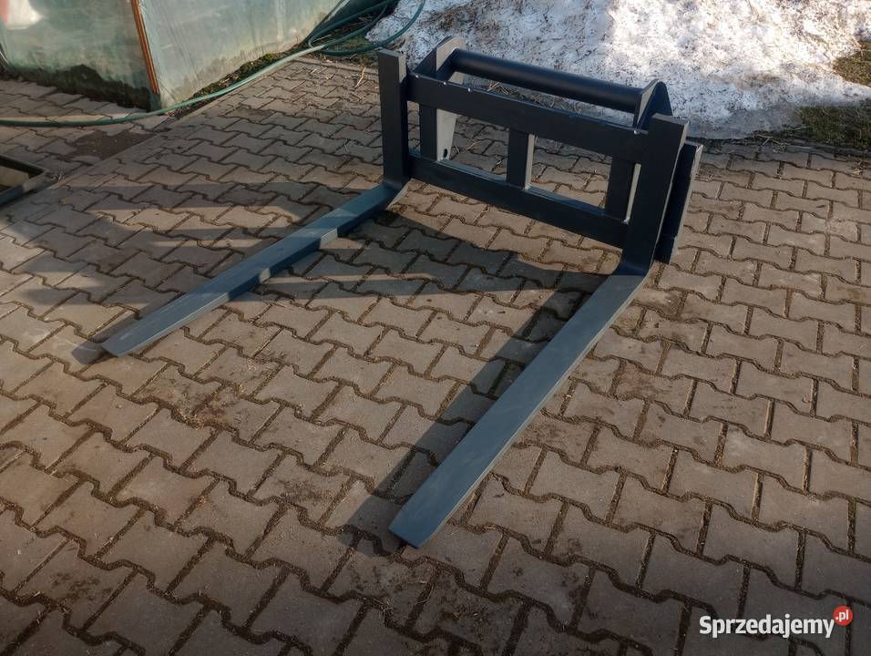 Paleciak do ładowarki Manitou Merlo z widłami Klukowo