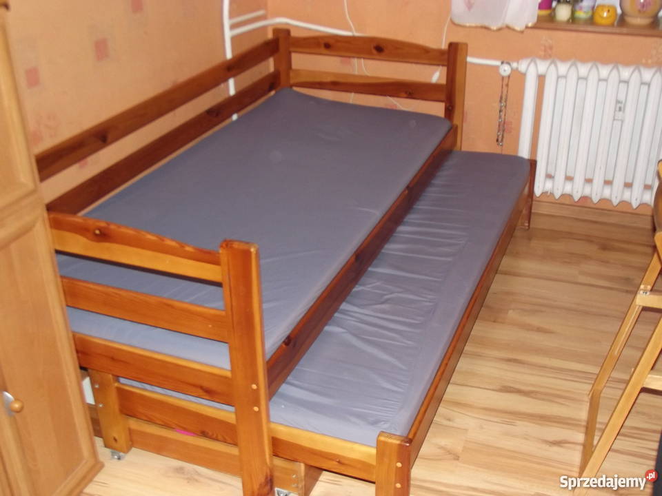 Sprzedam tanio łóżko drewniane sosnowe