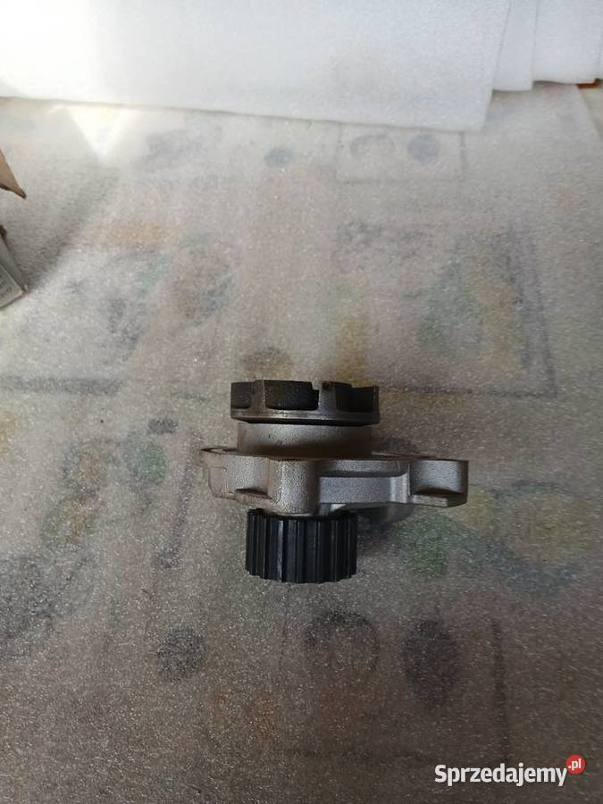 Pompa wody silnik 25 tdi 24 d Pompy wody