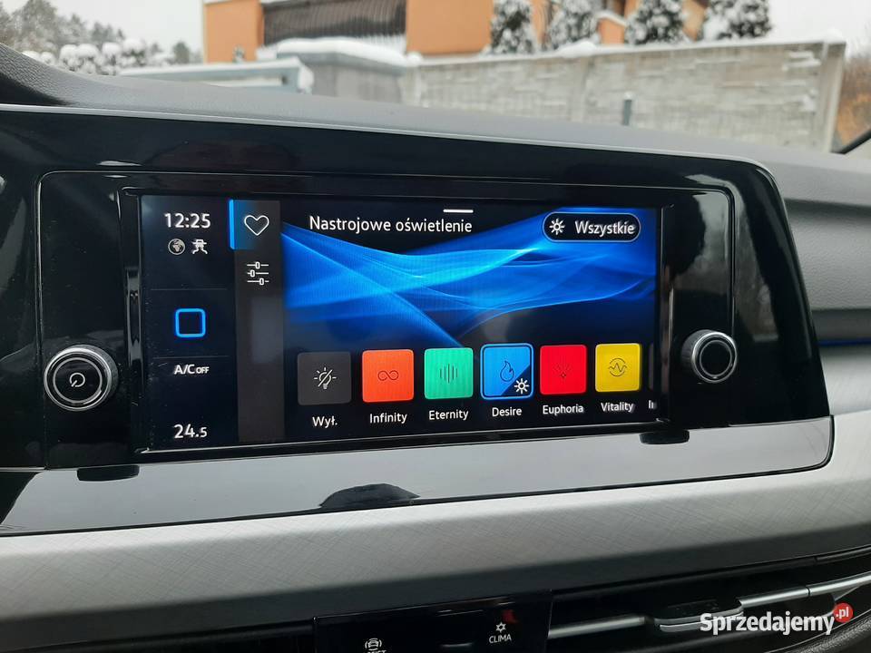 Golf VIII Salon Polska FullLed Ambiente