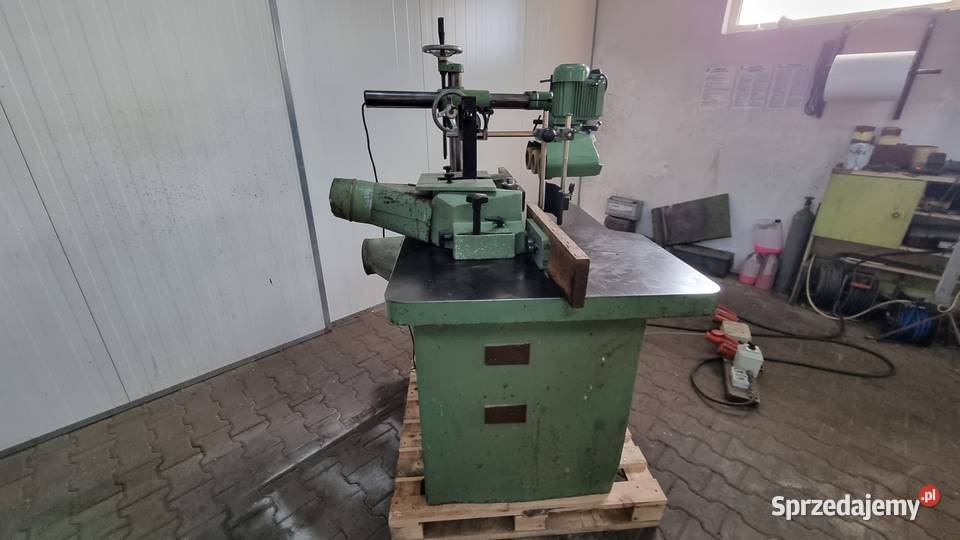 Frezarka dolnowrzecionowa LUREM T50 Karsin