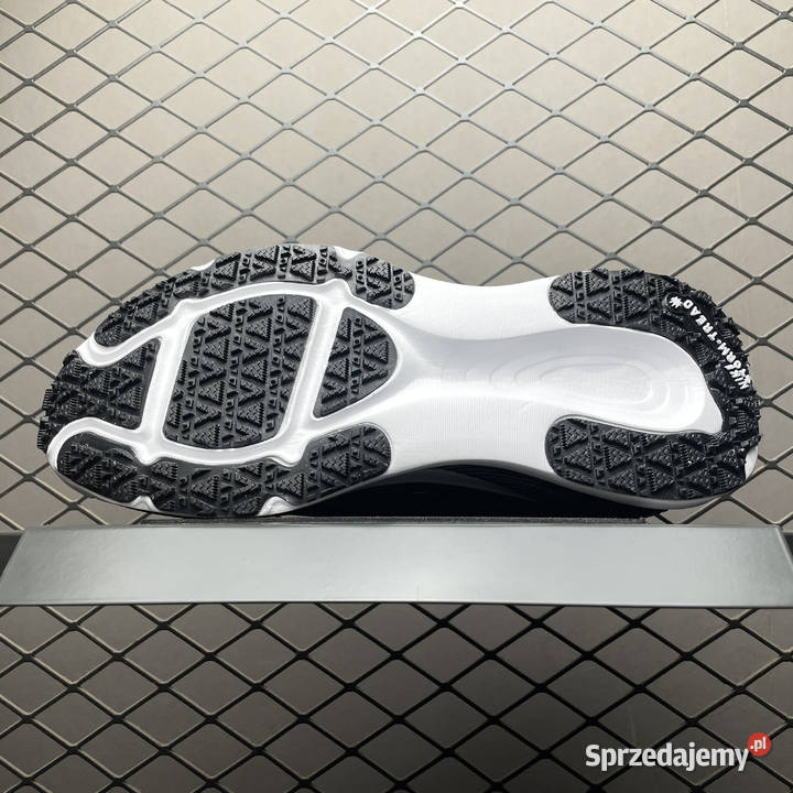 NIKE VOMERO 18 GTX buty do biegania r36 46 mazowieckie Warszawa