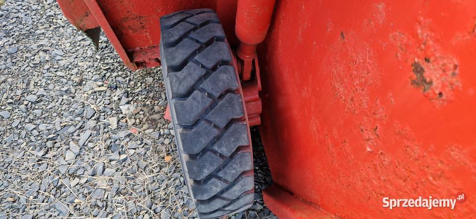 Siłownik Nóż Trioliet Wycinacz dyszel Koła kosa Trioliet Śliwnik