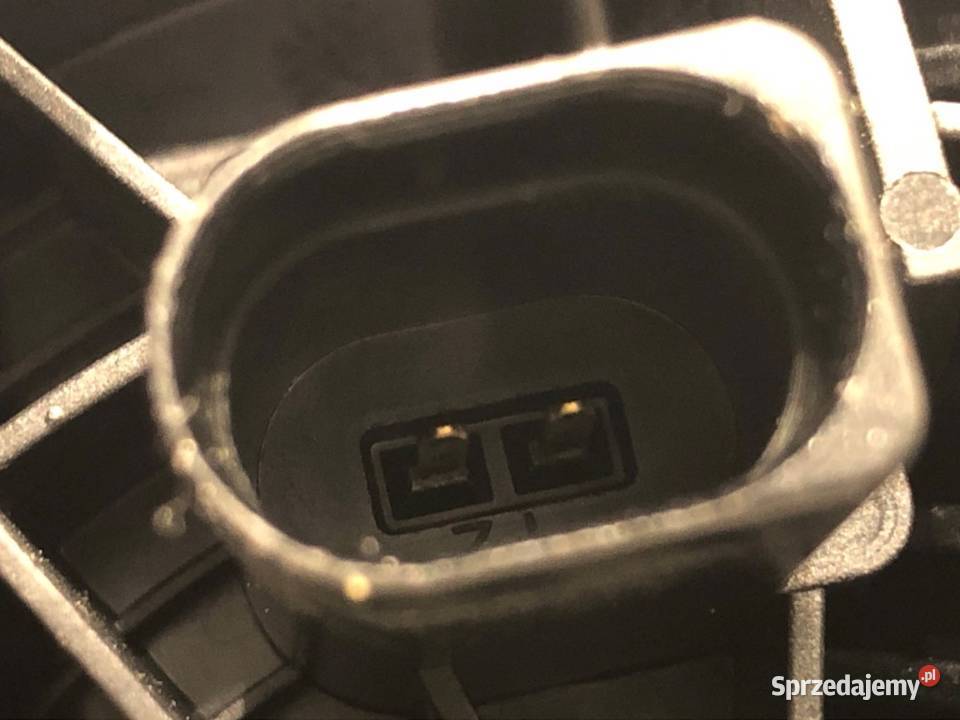 KLAMKA KLAPY TYŁ VW PASSAT B8 3G5827469 Kombi Klapy bagażnika