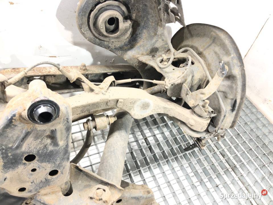 BELKA TYŁ RENAULT KADJAR Hatchback TYLNA