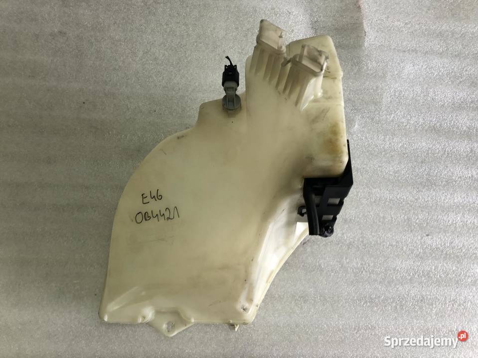 ZBIORNICZEK SPRYSKIWACZY XENON 8362562 BMW E46