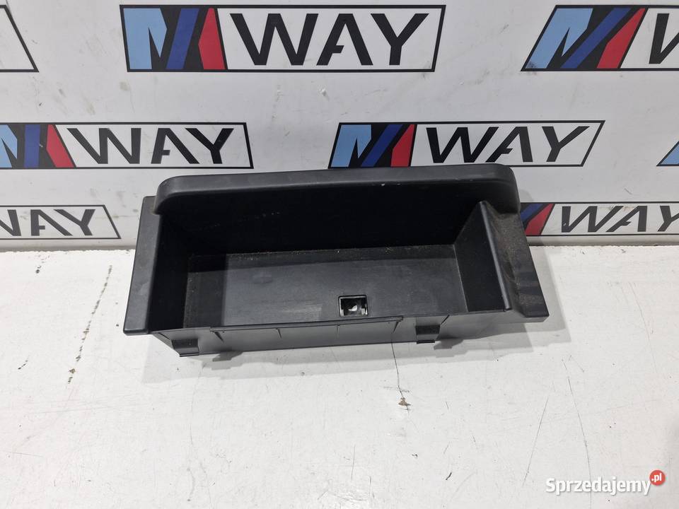 7114970 BMW E61 SCHOWEK WNĘKI BAGAŻNIKA LEWY