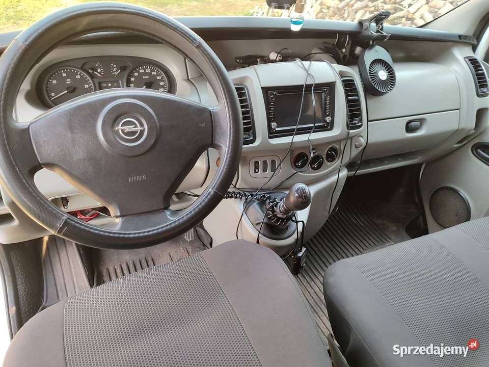 Opel Vivaro 19 2005r Raciborowice-Kolonia