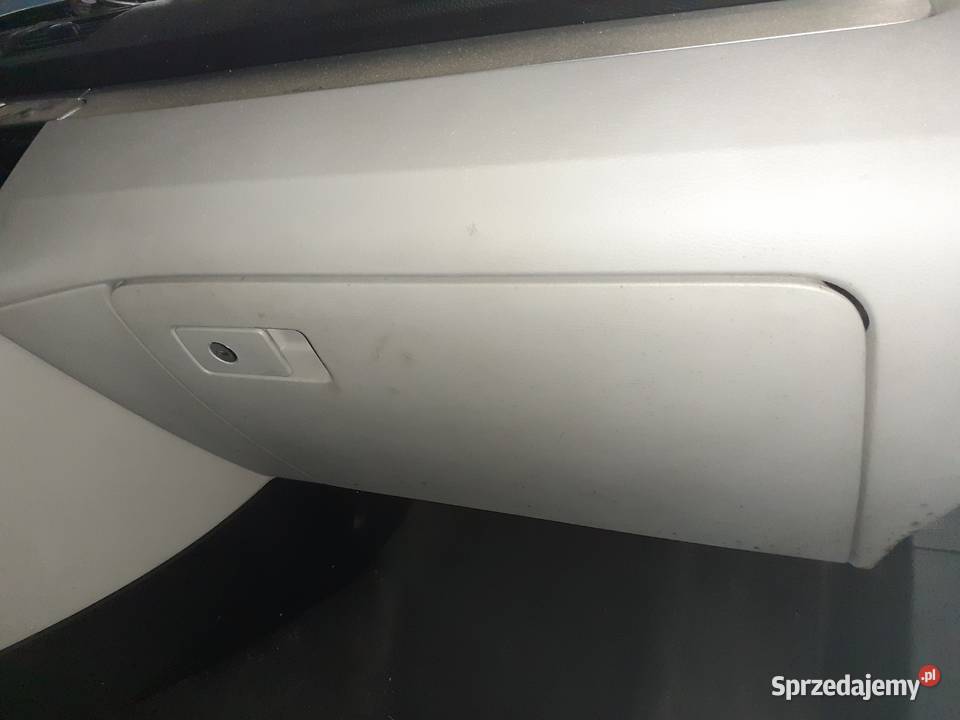Fotele kanapa skóra jasno szara kombi passat B6