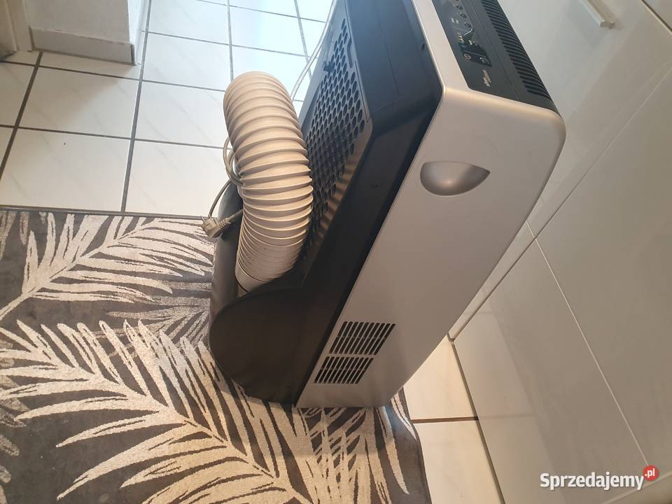 Klimatyzacja firmy Bosch model REKM215 Wilcza