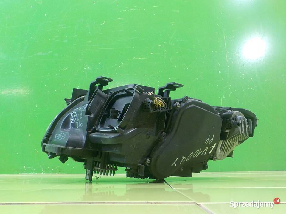 BMW E92 LIFT 20D AUT 10r 2D XENON lampa prawa Suków sprzedam