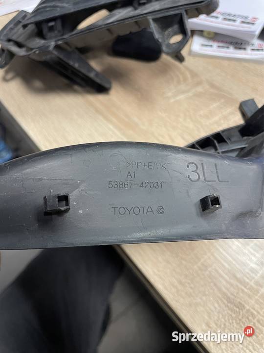Toyota Rav4 V narożnik podszybia LH 5386742031 osobowe lubelskie Kozubszczyzna