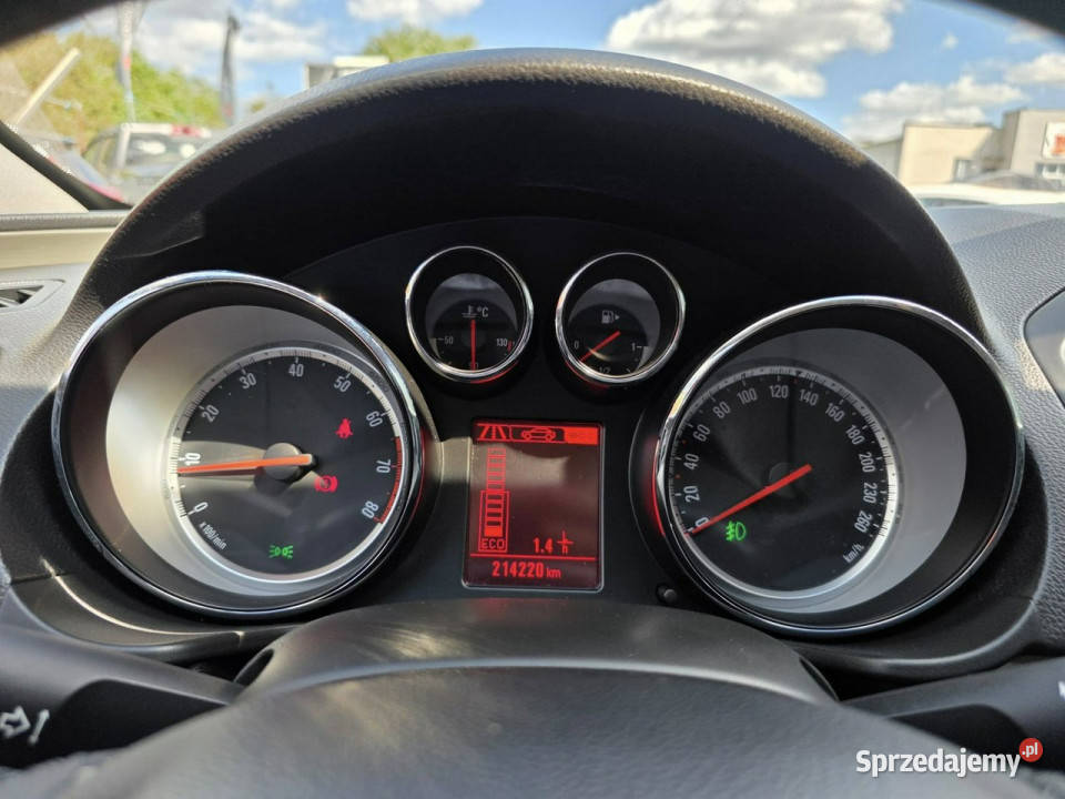 Opel Insignia 18 Benzyna 140 Nawigacja Bluetooth