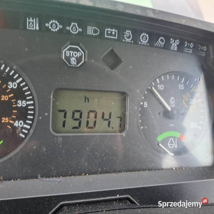 John Deere 6900 z przebiegiem 7 904 h pomorskie Różyny sprzedam