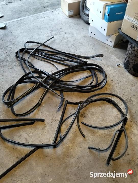 Części Mercedes w220 okazyjne ceny osobowe Radom