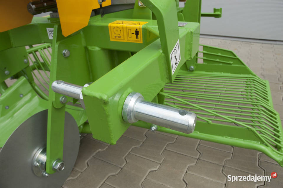 Kopaczka do ziemniaków wibracyjna Bomet Rolnictwo Kozenin