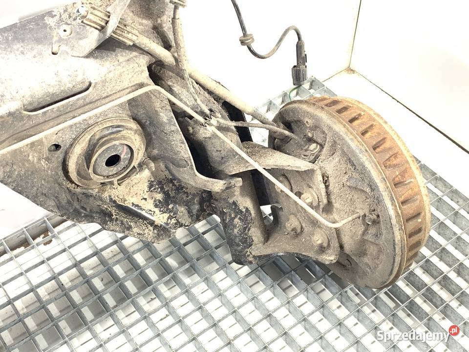 BELKA TYŁ RENAULT CAPTUR I Crossover TYLNA Motoryzacja