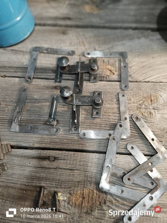 Stare okucie okna skrzynkowego Mysłowice