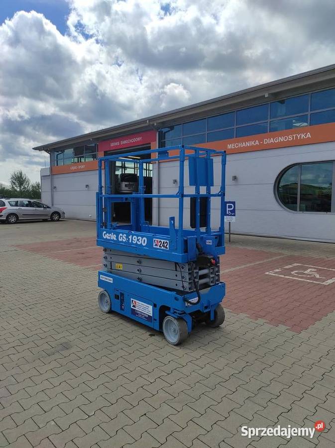 Podnośnik nożycowy GENIE GS 1930 242 Dźwigi, podnośniki Jasło