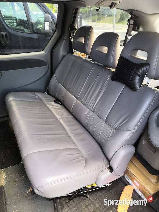 Kanapa tył trzeci rząd Voyager 3 Szczecin