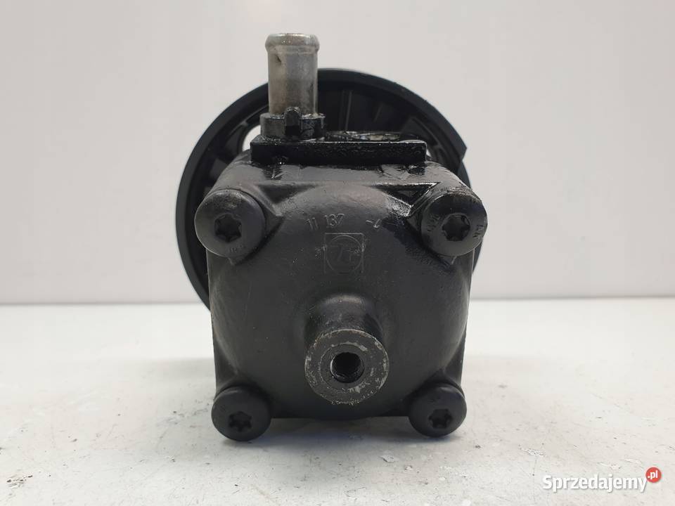 POMPA WSPOMAGANIA Volvo XC70 24 D5 osobowe Chełm