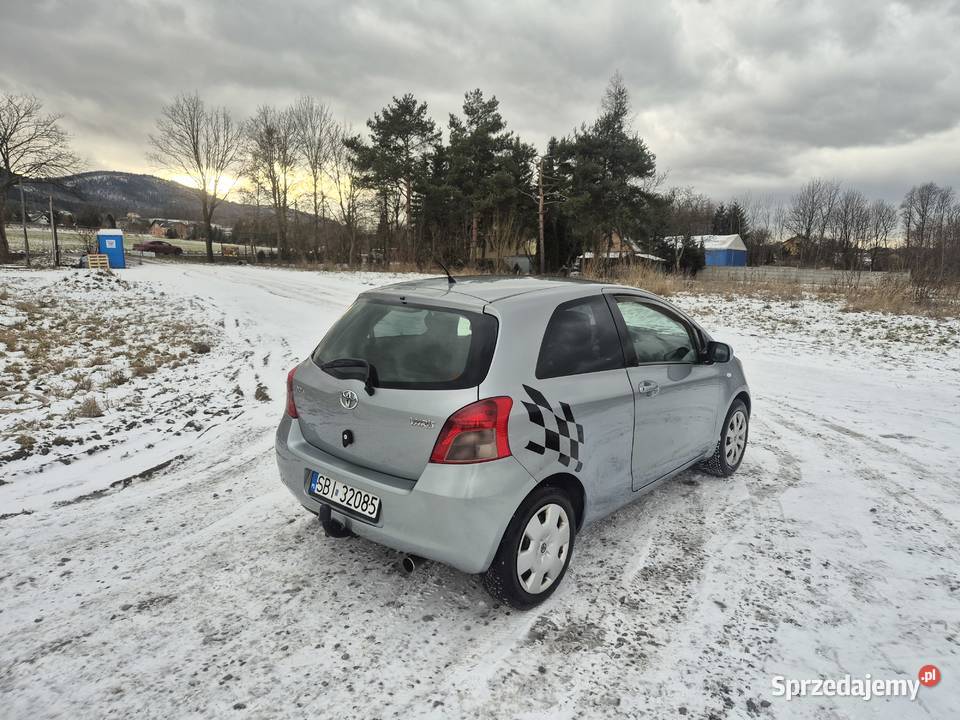 Toyota Yaris 13 87 LPGGAZ HAK Nie zgnita Do Bujaków