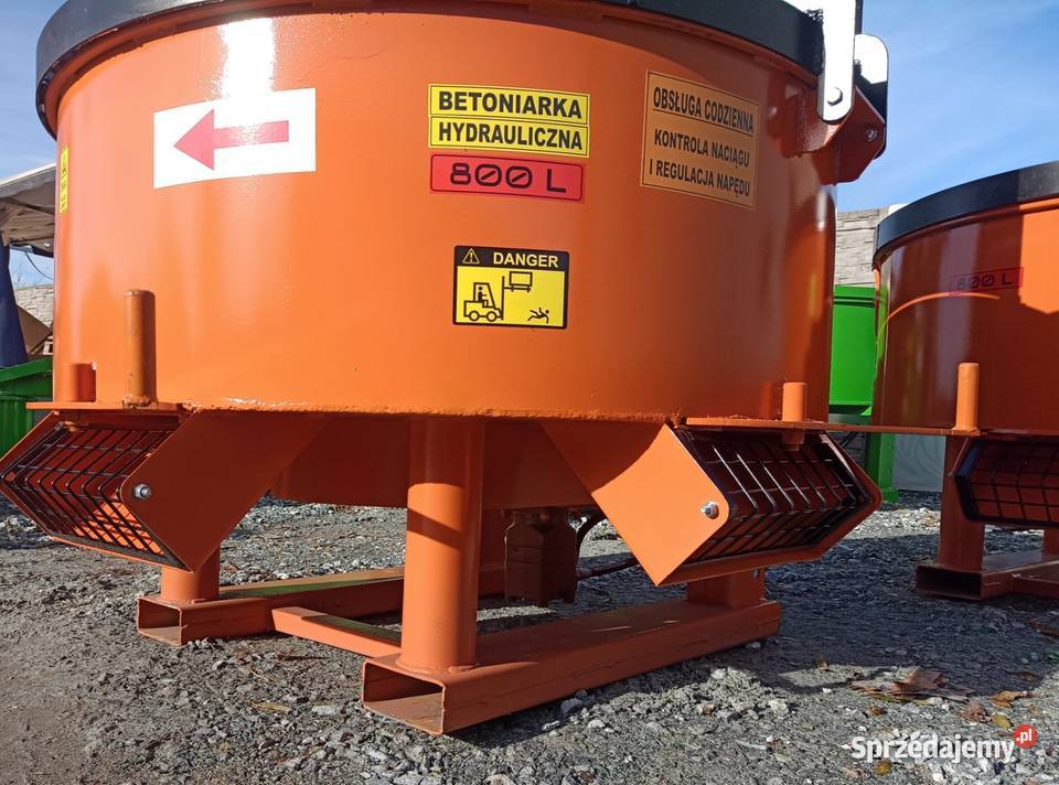 NOWOŚĆ Betoniarka hydrauliczna 800L z dwoma Pozostałe Legnica