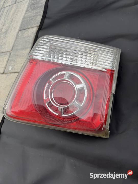 Lampy tylne prawe GMC Acadia Denali Lampy tylne Ostrów Mazowiecka
