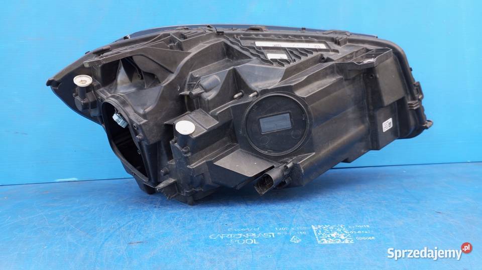 LAMPA LEWY PRZÓD EU FULL LED A1769068900 osobowe