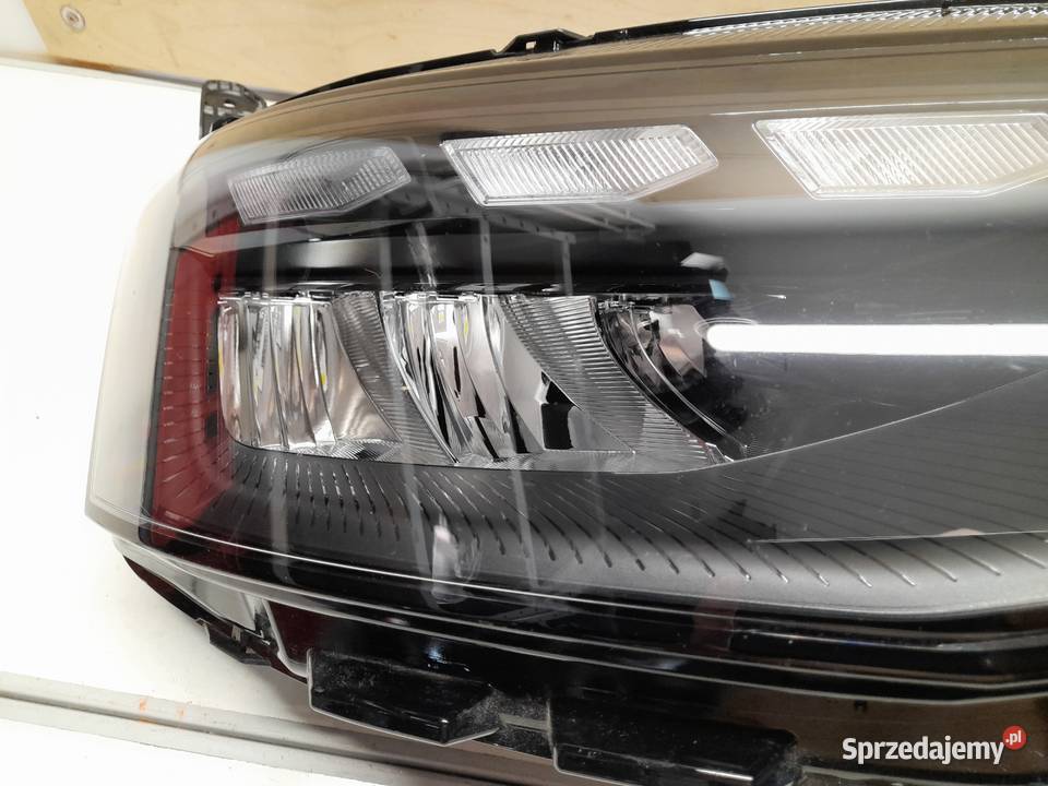 VW T7 TRANSPORTER LAMPA PRZEDNIA PRAWA PRZÓD dostawcze Lampy przednie zachodniopomorskie Goleniów