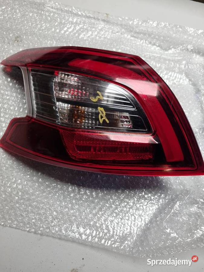 Lampa tylna lewa peugeot 308 t9 Lewe