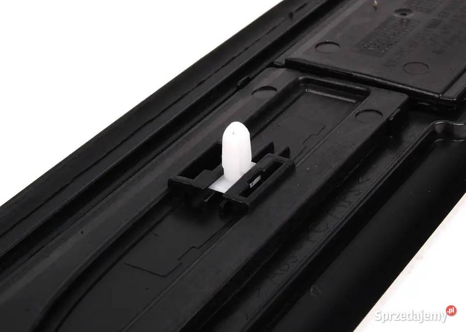 Osłona progu przednia prawa BMW 51477203602 Osłony i zaślepki Wrocław