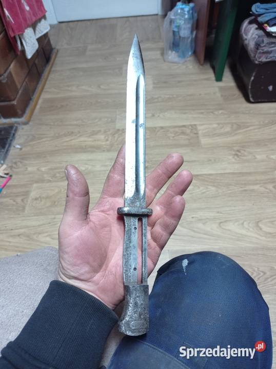 Bagnet mauzer zabytek dekoracja Lubycza Królewska