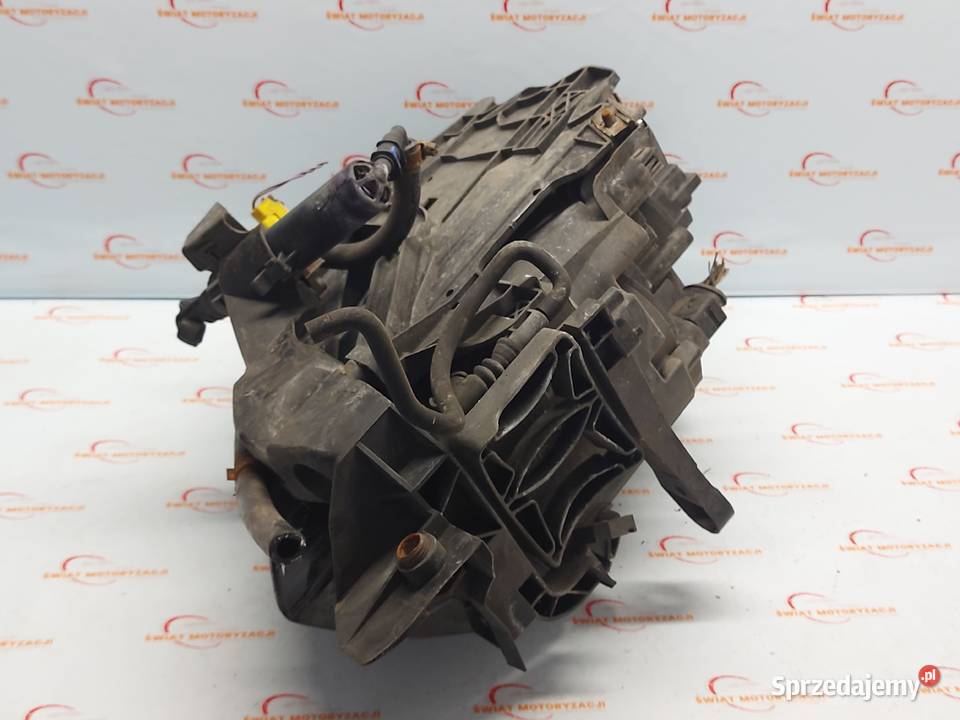 AUDI A4 B8 ALLROAD 10r lampa lewa przód świętokrzyskie