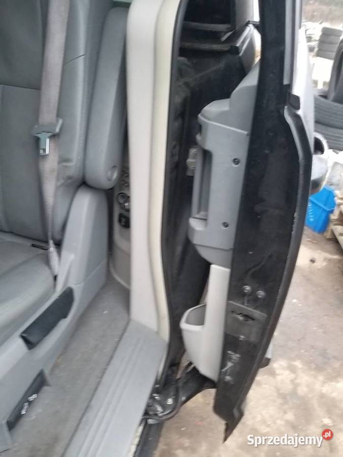 DRZWI PRZESUWNE LEWE CHRYSLER TOWNCOUNTRY 0814 R Kawnice