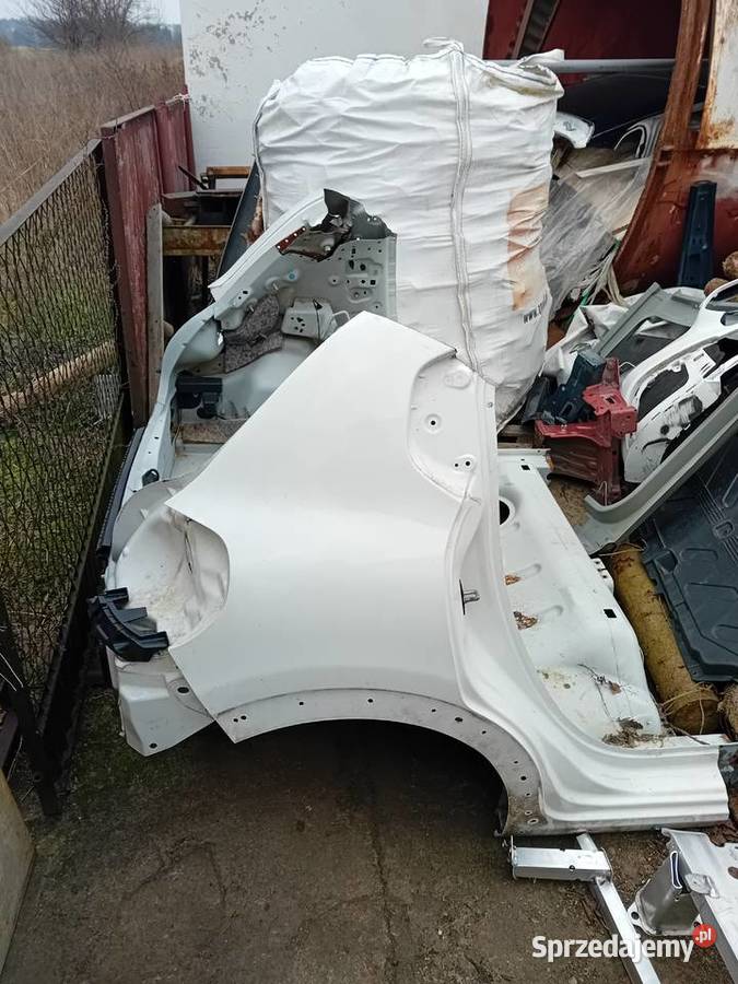 Citroen C3 III wanna pas tylny ćwiartka Przeźmierowo