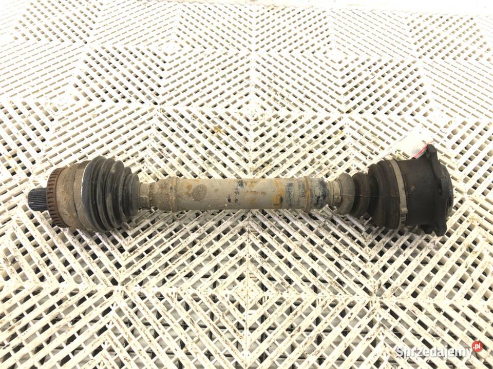 PÓŁOŚ LEWY PRZÓD VW PASSAT B5 25 150 9701