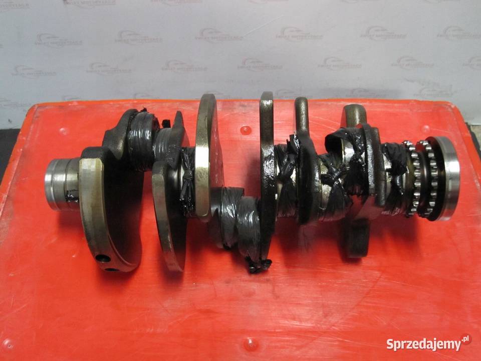 AUDI A3 32 V6 4X4 04R 250 BUB WAŁ KORBOWY Z osobowe