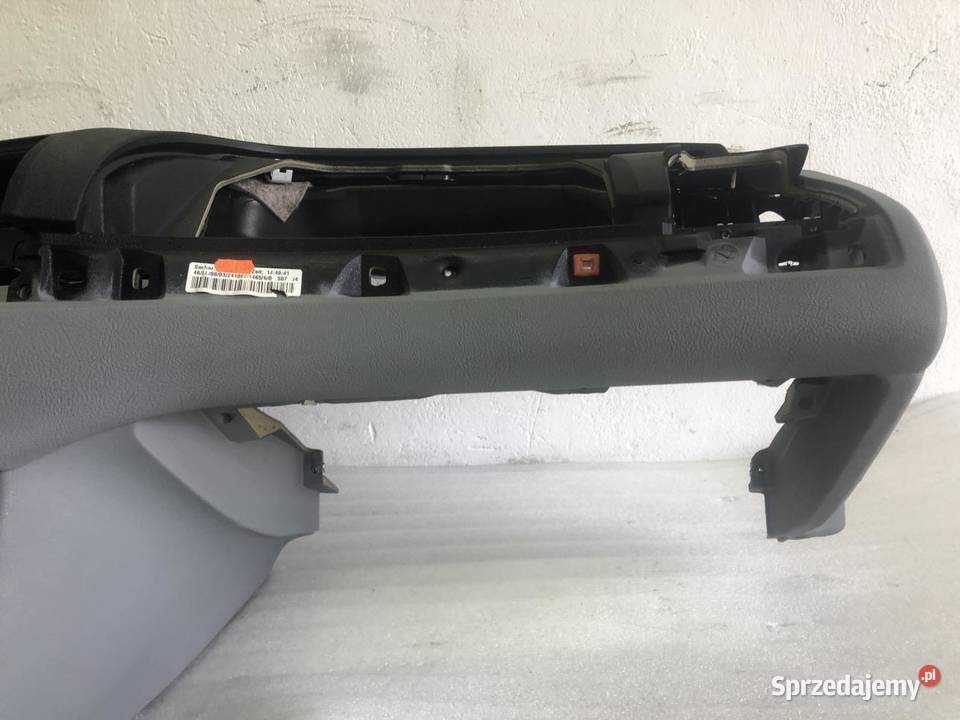 DESKA ROZDZIELCZA KOKPIT BMW E46 EUROPA wielkopolskie