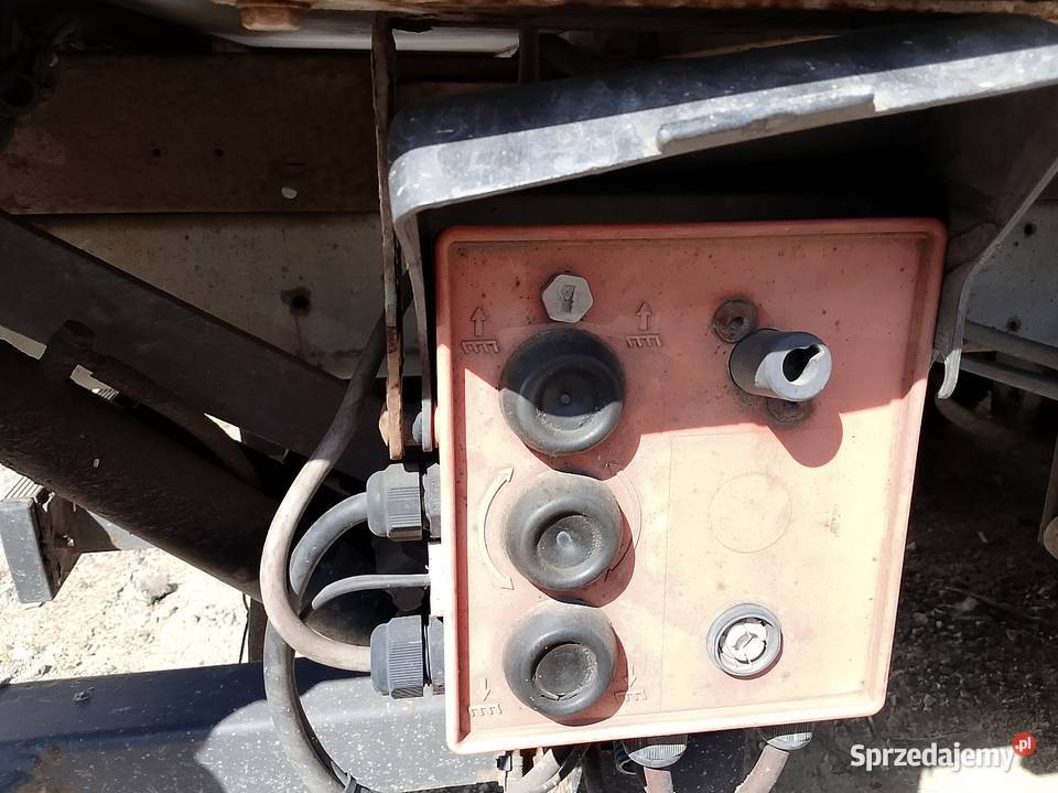 Winda podest ruchomy 12v Iveco renault 86 rama Bieliny