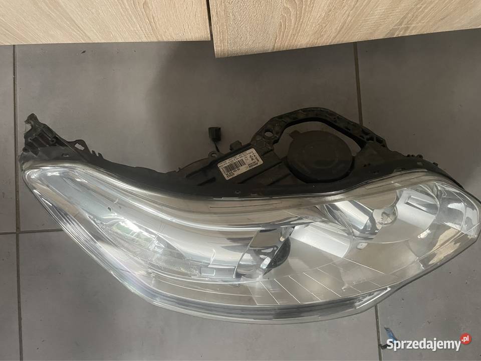 Citroen C5 xenon skrętny prawy Kozubszczyzna