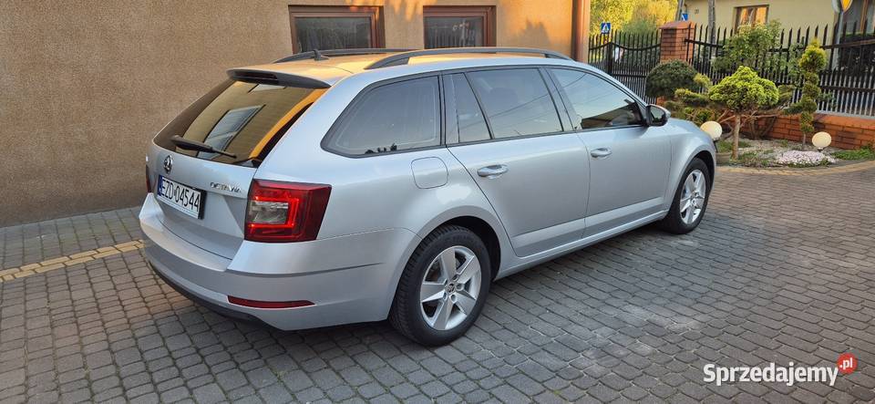 Skoda Octavia III Salon wspomaganie kierownicy Octavia Szadek