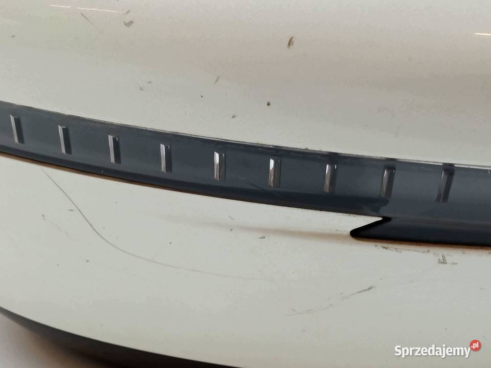 LUSTERKO PRAWE 9PIN EUROPA J11 Nissan Qashqai II
