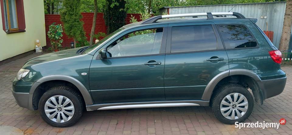 Sprzedam Mitsubishi Qutlander I 2399cm3 Brójce