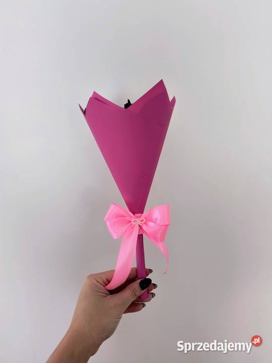 Pojedyncza róża Dzień Kobiet Milonki