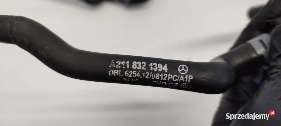 MERCEDES W211 RURA PRZEWÓD WODY A2118321394