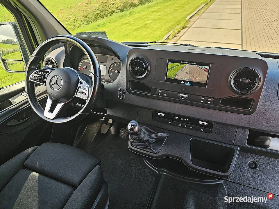 MercedesBenz SPRINTER 317 L2H2 Navi Mbux AC
